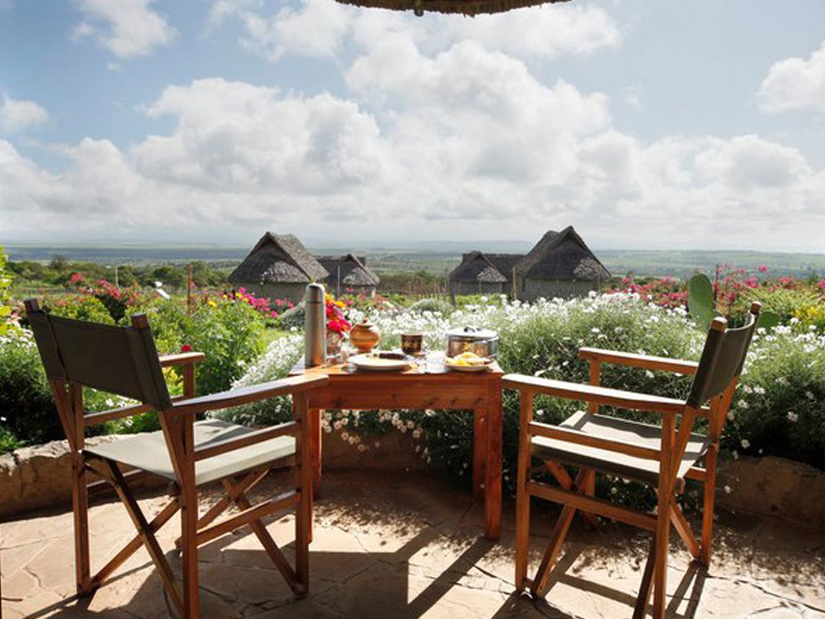 Rhino Watch Safarilodge Mweiga Phòng bức ảnh