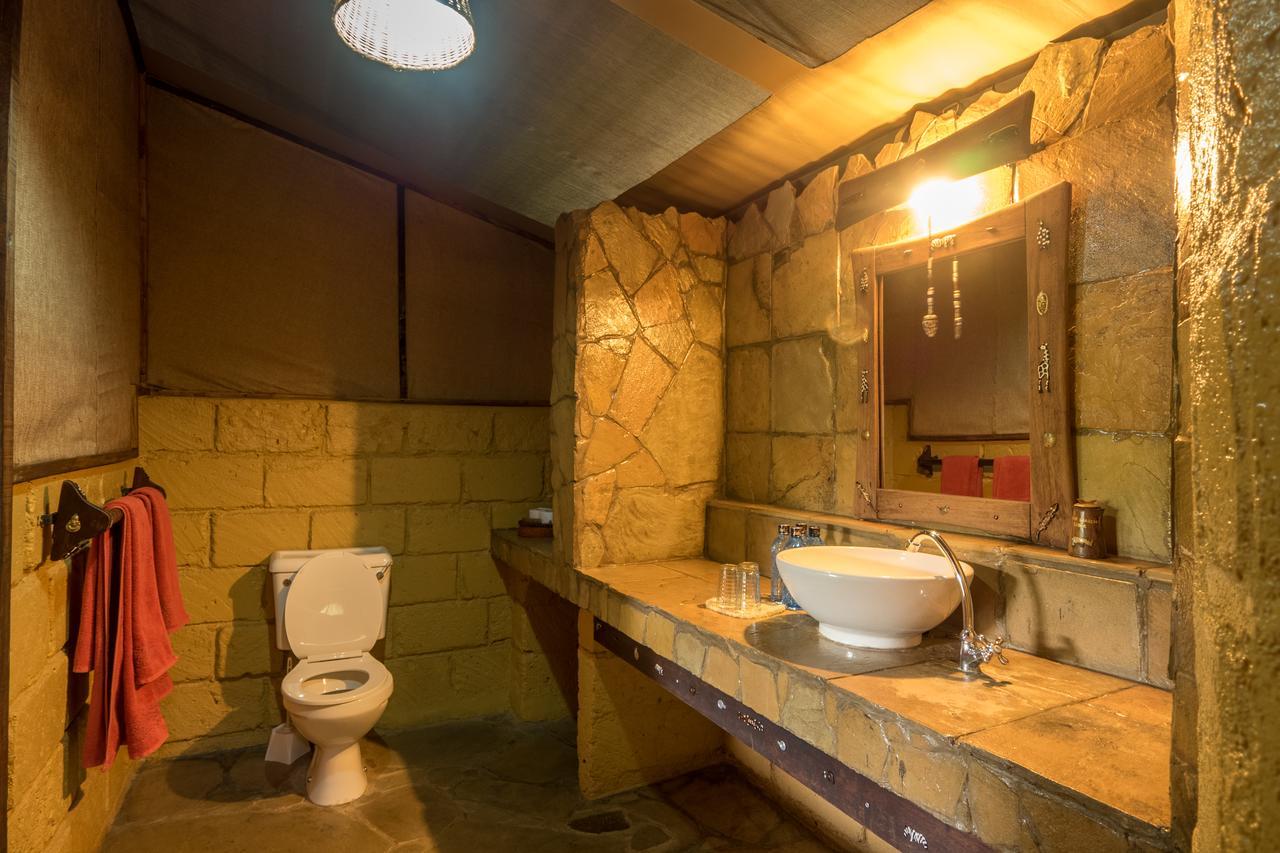 Rhino Watch Safarilodge Mweiga Ngoại thất bức ảnh