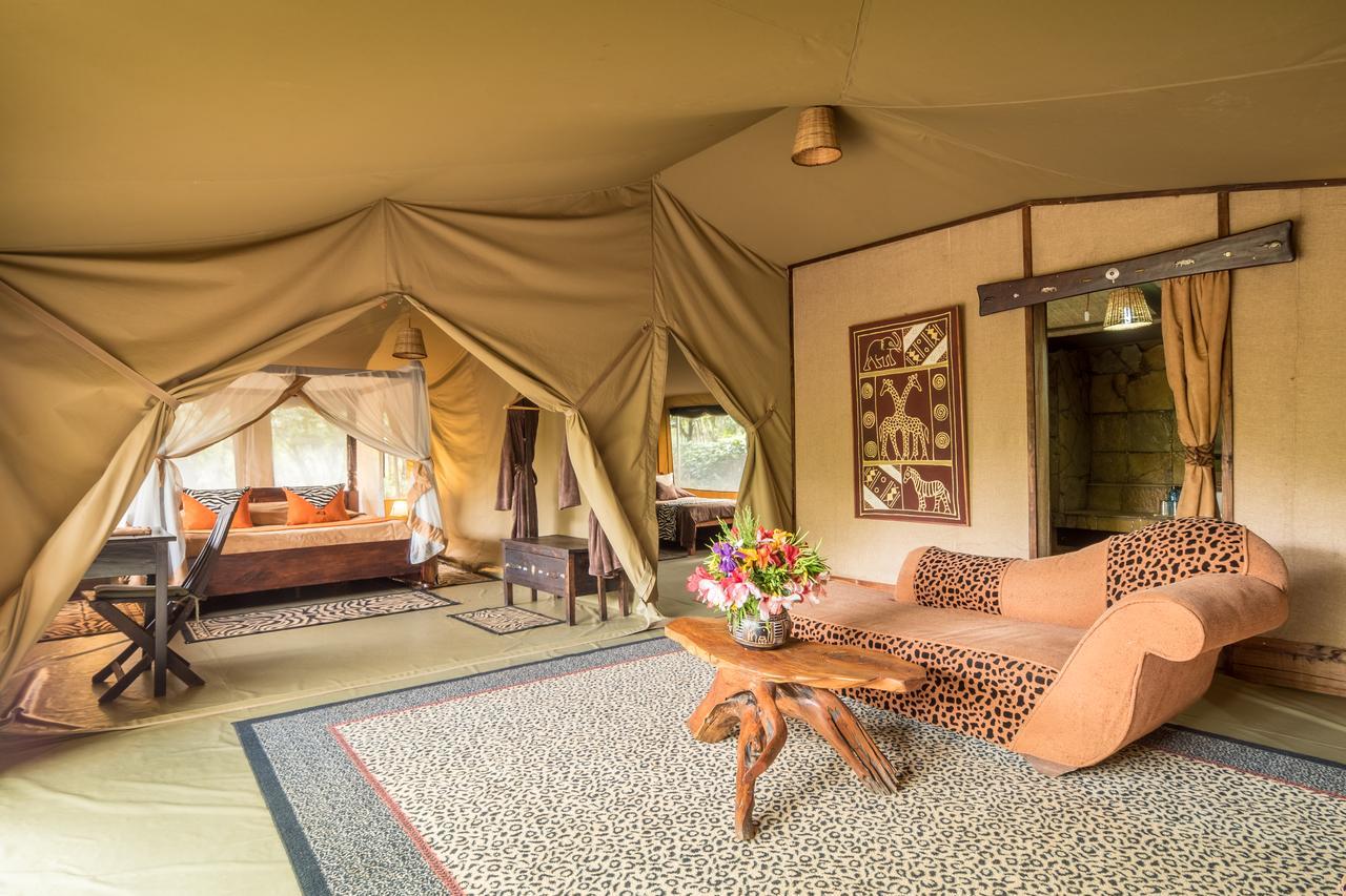Rhino Watch Safarilodge Mweiga Ngoại thất bức ảnh