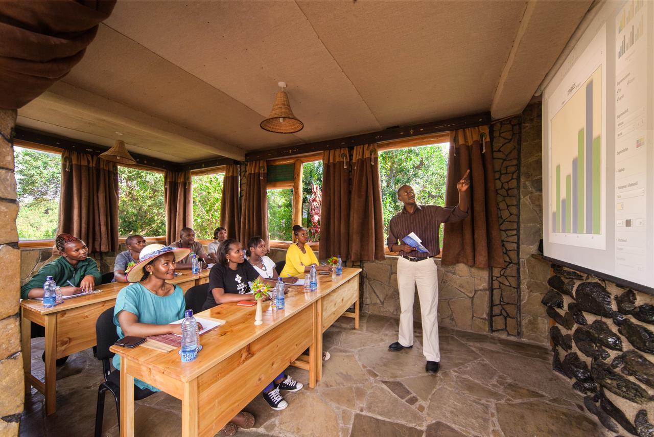 Rhino Watch Safarilodge Mweiga Ngoại thất bức ảnh