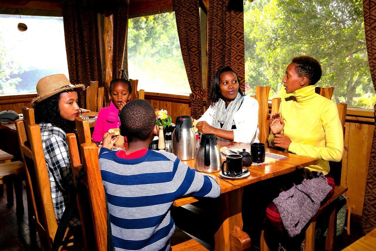 Rhino Watch Safarilodge Mweiga Ngoại thất bức ảnh