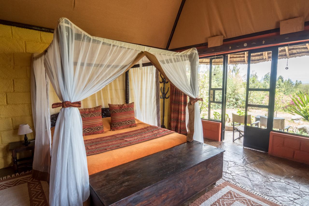 Rhino Watch Safarilodge Mweiga Ngoại thất bức ảnh